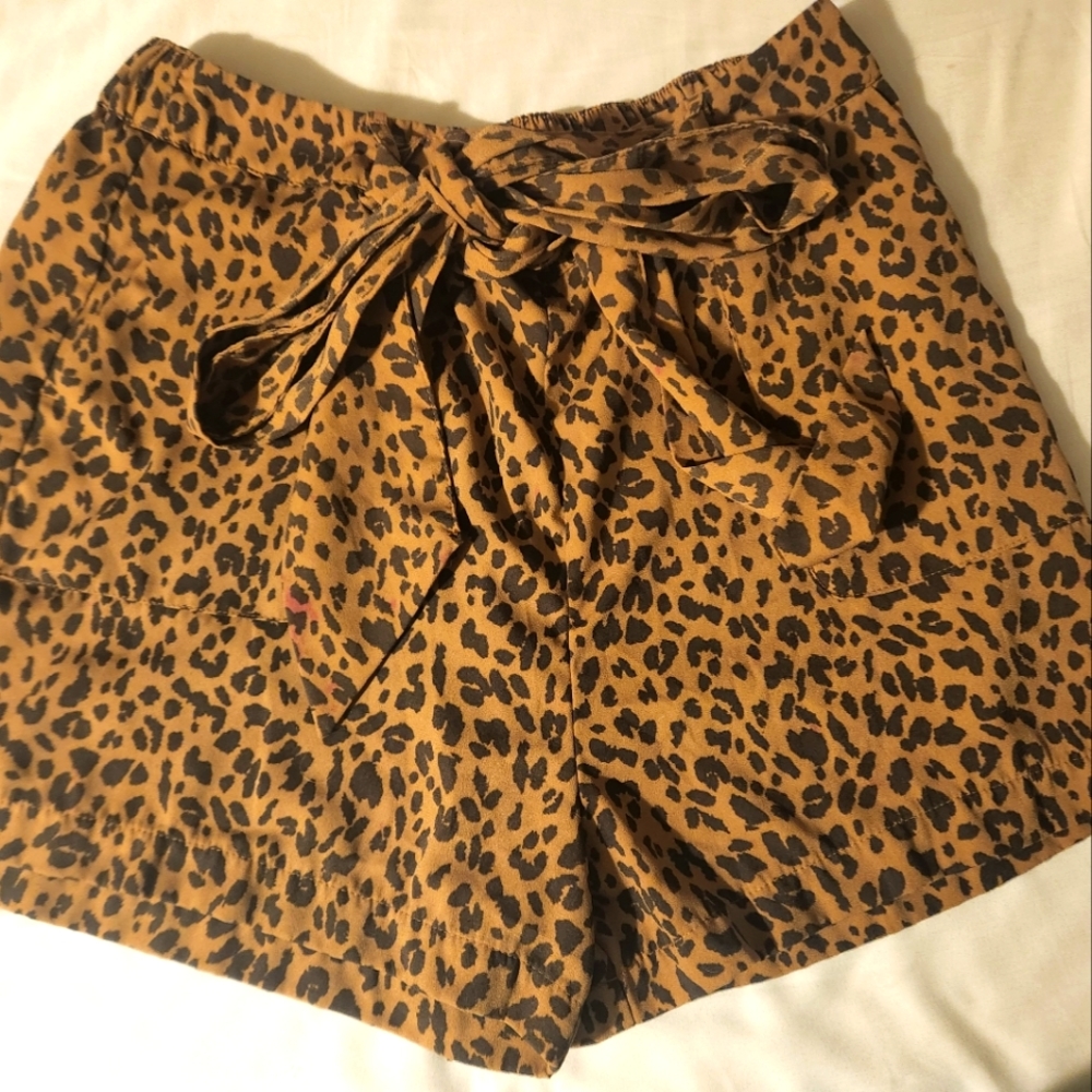 Cheetah short
